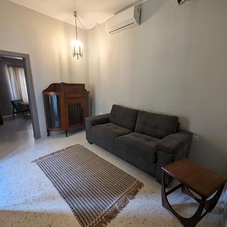 Stylish Retro Suites Il-Furjana Exterior photo
